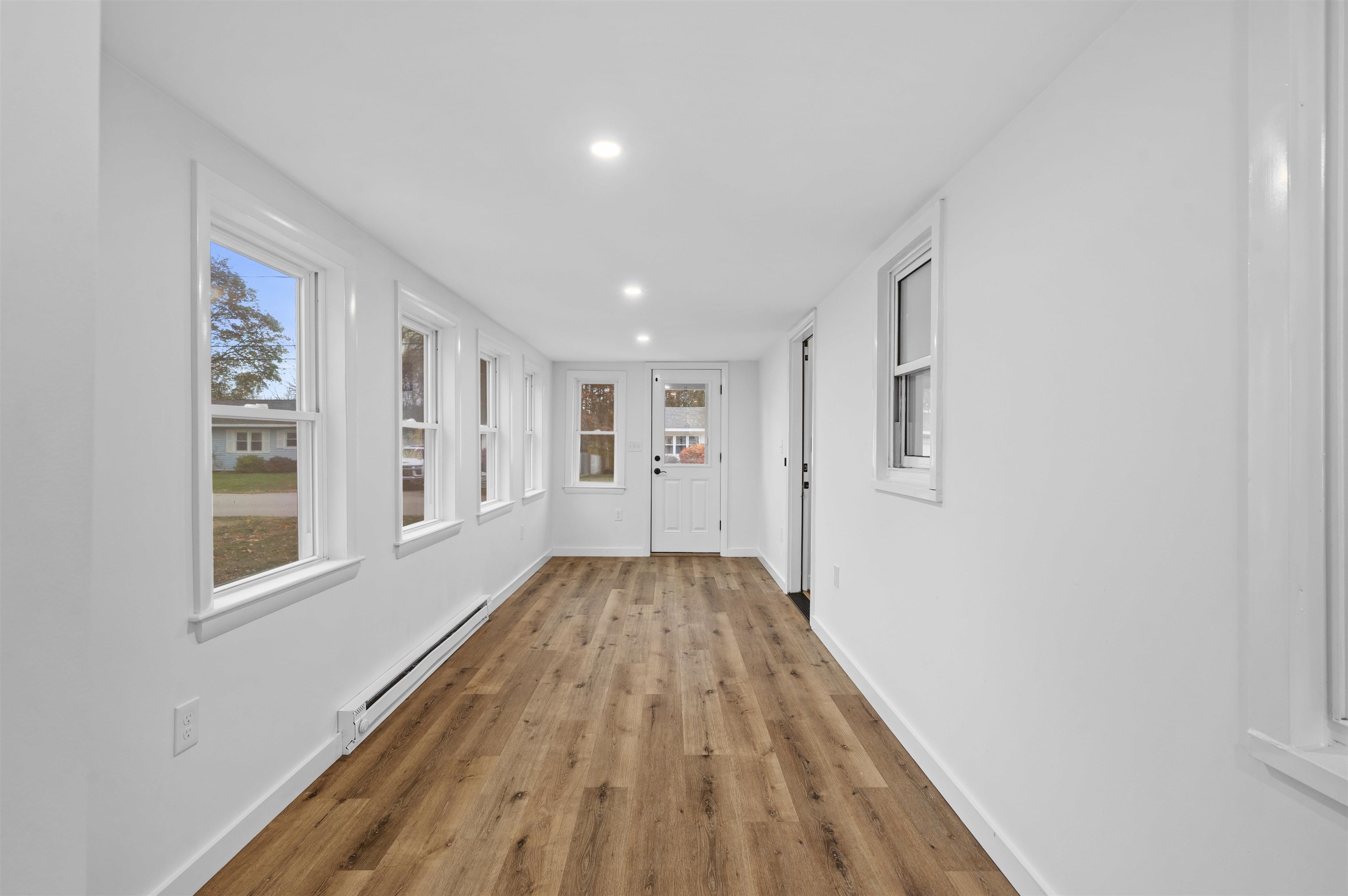 8 Bonnie Drive Exeter, NH 03833 - Photo 10 of 37