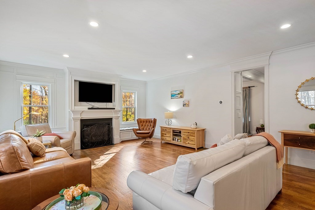 1 Lakeview Path Hopkinton, MA 01748 - Photo 16 of 42 Gallery Image 16