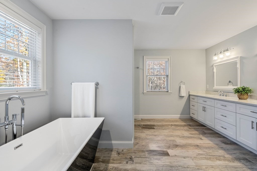 1 Lakeview Path Hopkinton, MA 01748 - Photo 28 of 42 Gallery Image 28