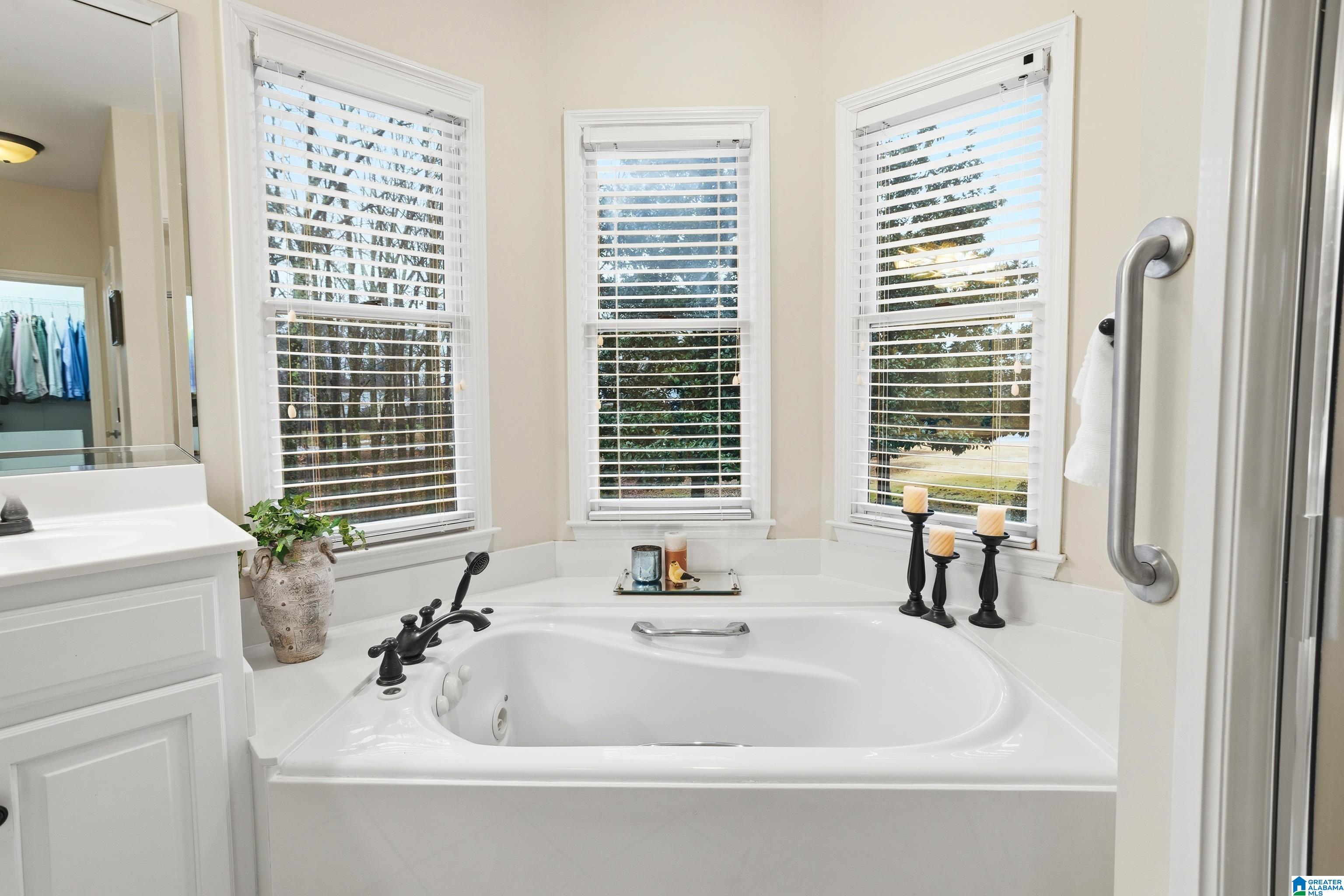 546 Kennedy Road Gardendale, AL 35071 - Photo 20 of 59