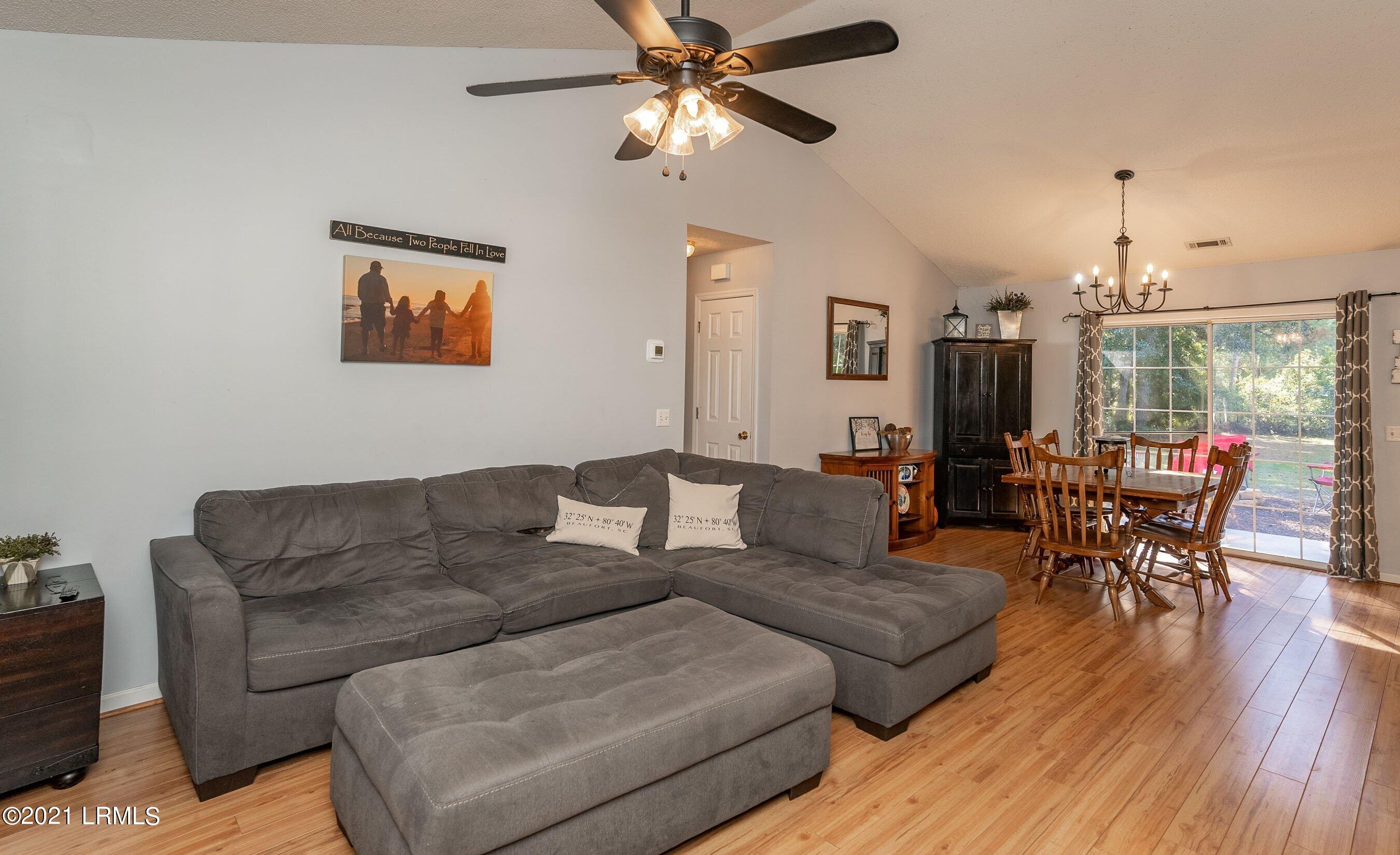 23 Springfield Road Beaufort, SC 29907 - Photo 6 of 32 _DSC6931-1.jpg-SMALL