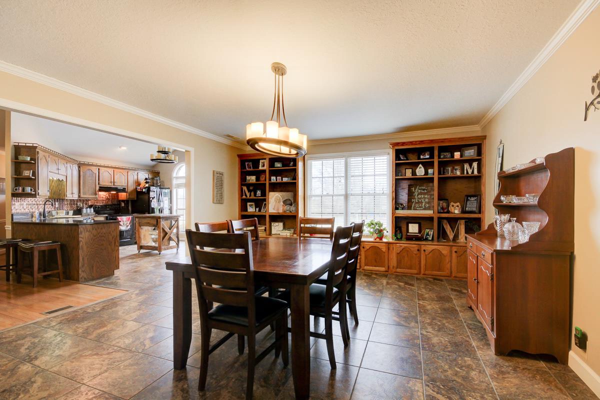 550 Hurricane Loop Tennessee Ridge, TN 37178 - Photo 6 of 18 a view of a dining room with furniture