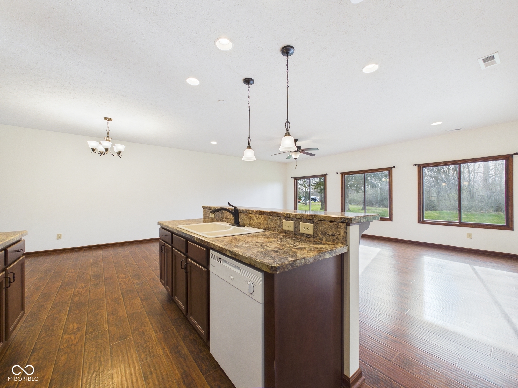 143 Devonshire Court Anderson, IN 46013 - Photo 20 of 55