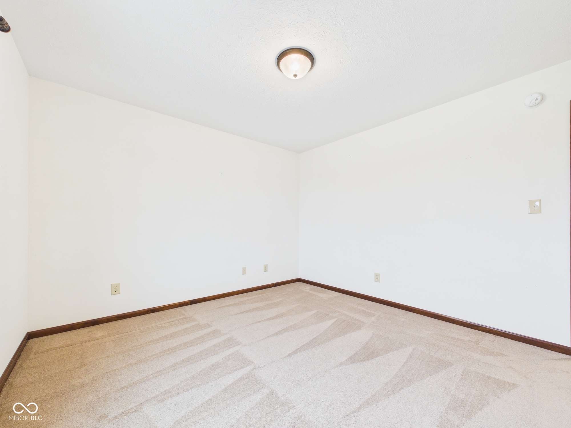 143 Devonshire Court Anderson, IN 46013 - Photo 37 of 55