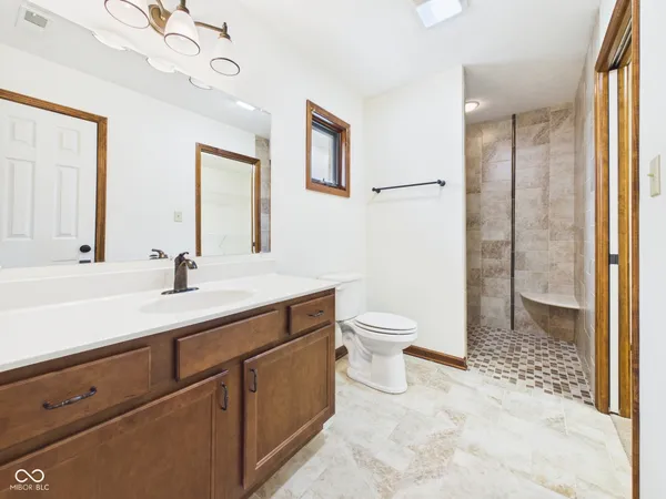 $299,900 | 143 Devonshire Court, Anderson, IN 46013