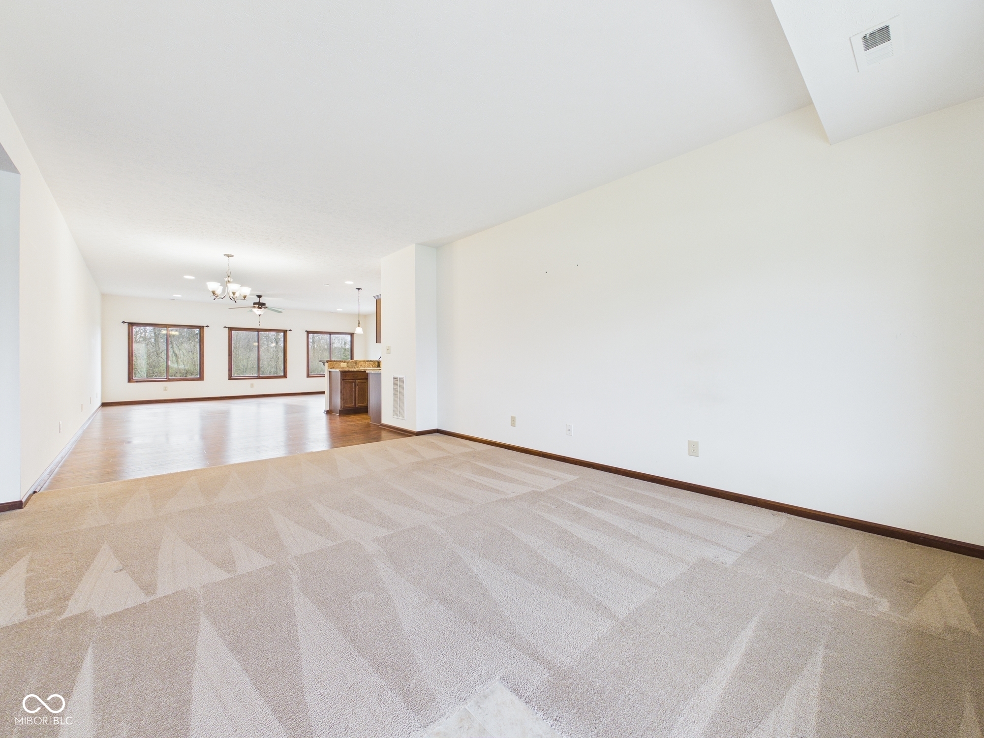 143 Devonshire Court Anderson, IN 46013 - Photo 9 of 55