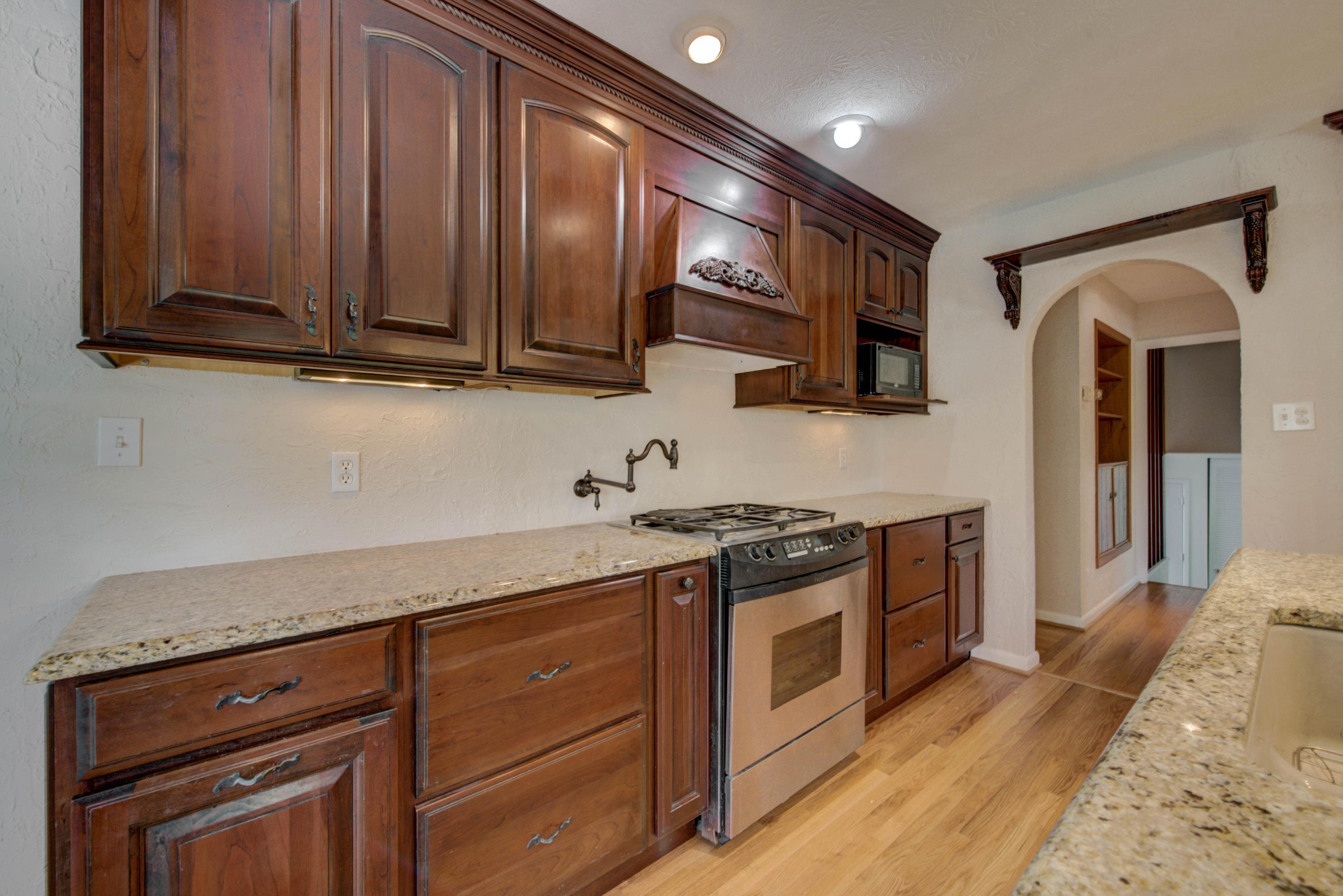 251 Iroquois Road Oak Ridge, TN 37830 - Photo 9 of 37 Gallery Image 9