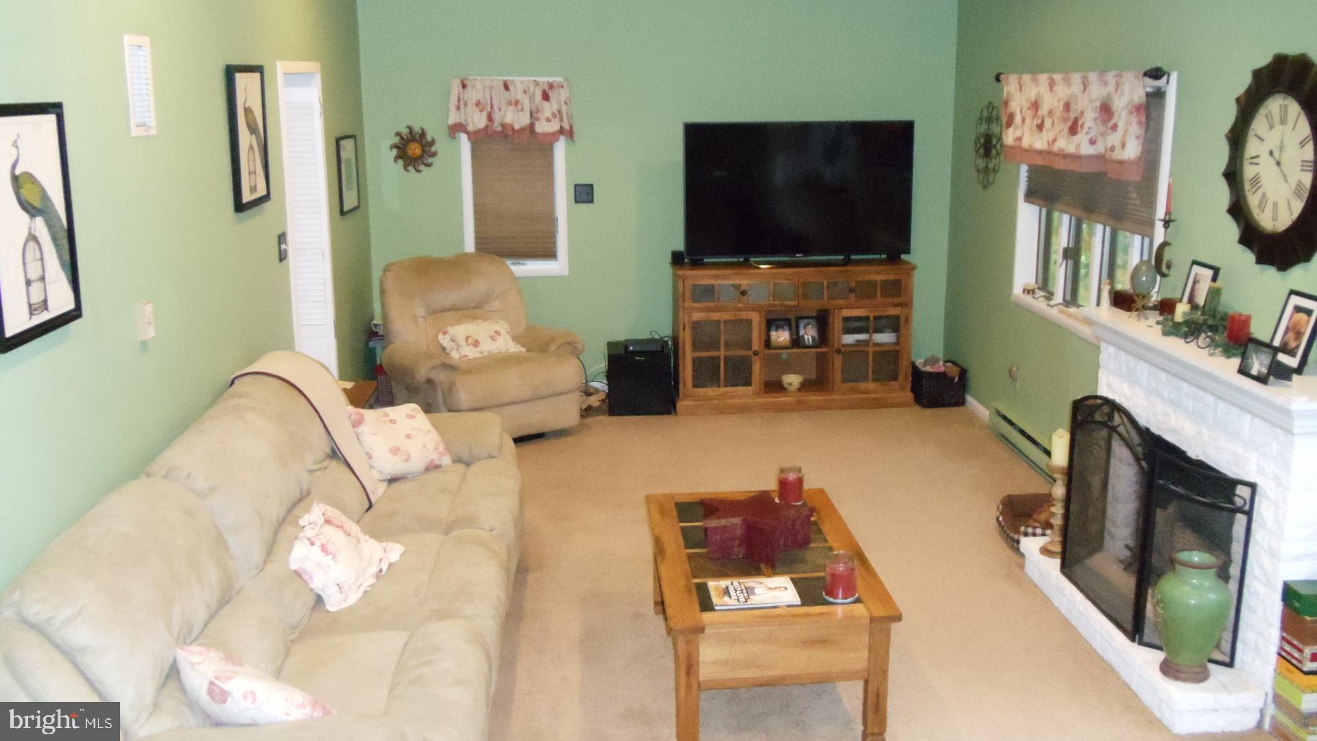 250 Cowbell Road Willow Grove, PA 19090 - Photo 5 of 20 Gallery Image 5