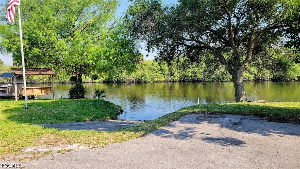 1047 Mayford Lake Road Moore Haven, FL 33471 - Photo 11 of 13