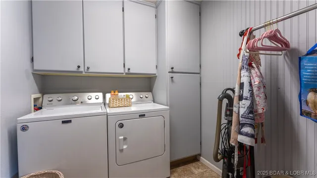 $295,000 | 431 Lombar Street, Iberia, MO 65486