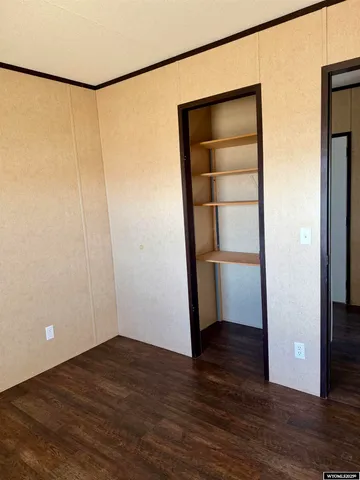 $250,000 | 208 Highway 96, Douglas, WY 82633