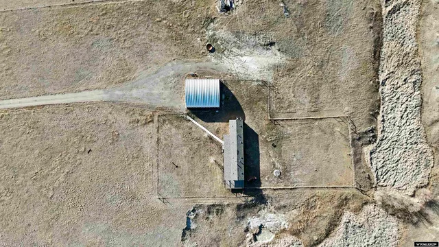 $250,000 | 208 Highway 96, Douglas, WY 82633