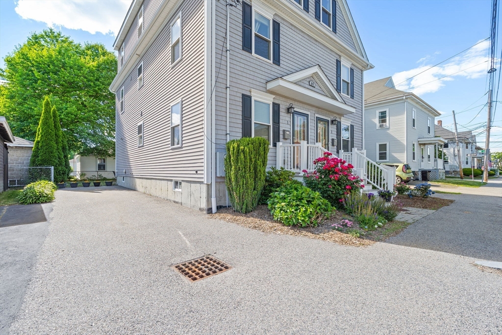 61 Parmenter Road, Unit 1 Waltham, MA 02453 - Photo 29 of 31