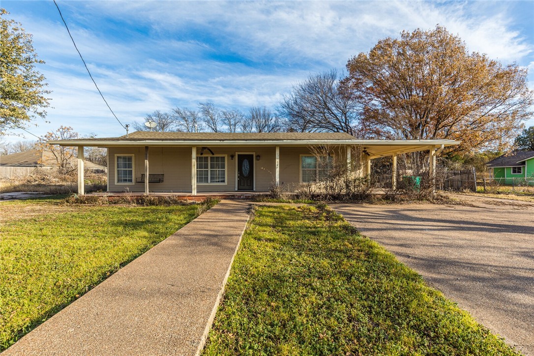 109 East Frost Street Waco, TX 76705 - Photo 1 of 38