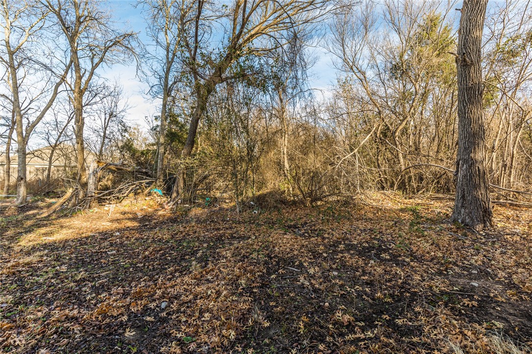 109 East Frost Street Waco, TX 76705 - Photo 33 of 38