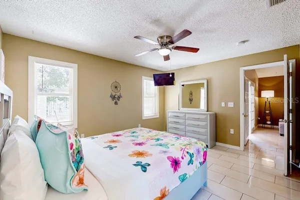 $2,800 | 6602 38th Ave Circle West, Bradenton, FL 34209