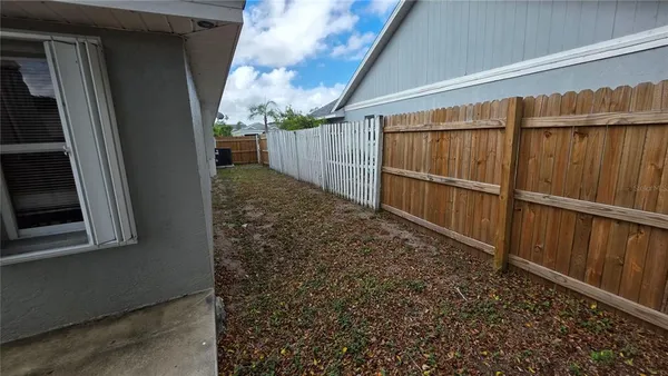 $2,800 | 6602 38th Ave Circle West, Bradenton, FL 34209