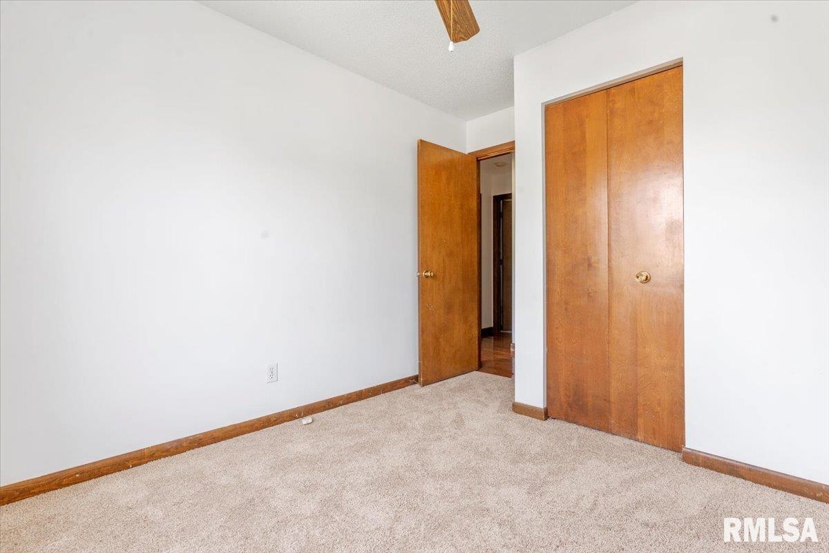 2440 Mayfair Road Springfield, IL 62703 - Photo 12 of 34