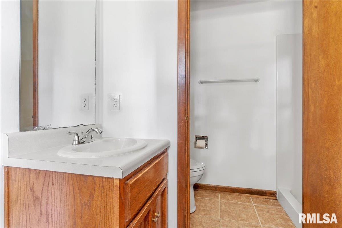 2440 Mayfair Road Springfield, IL 62703 - Photo 17 of 34