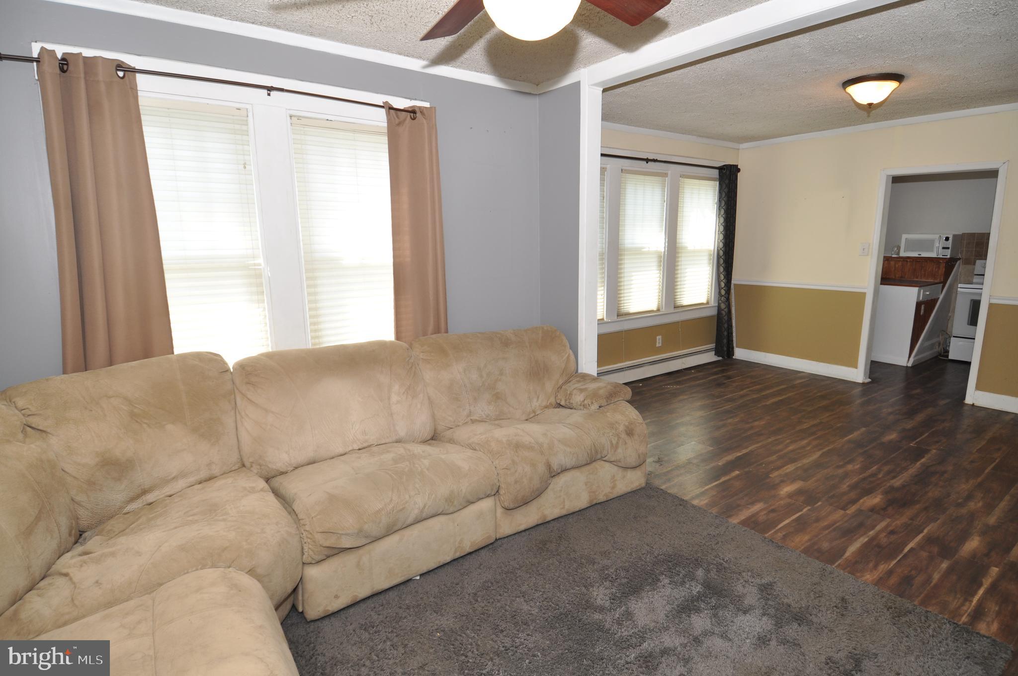 25 Arneys Mt Road Pemberton, NJ 08068 - Photo 2 of 27 Living Room