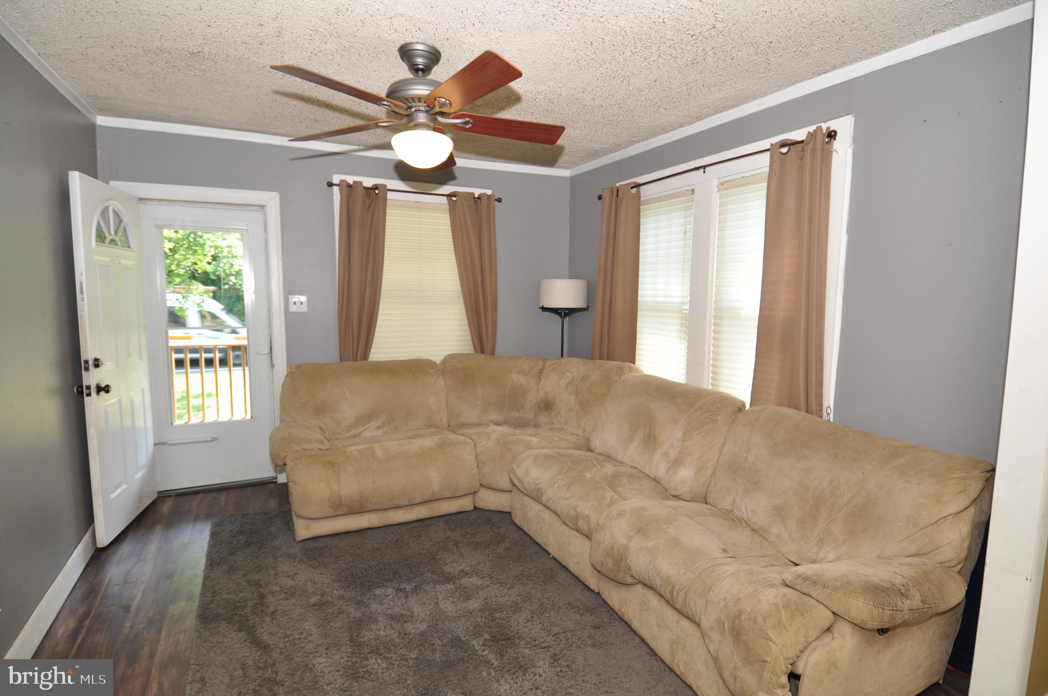 25 Arneys Mt Road Pemberton, NJ 08068 - Photo 7 of 27 Living Room