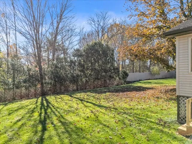 $200,999 | 9 Canterbury Drive, Endicott, NY 13760