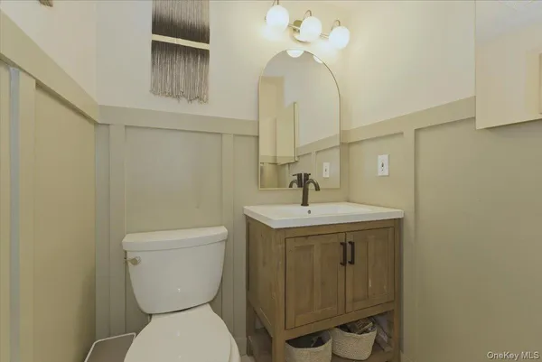 $975,000 | 379 West Broadway, Unit B, Long Beach, NY 11561