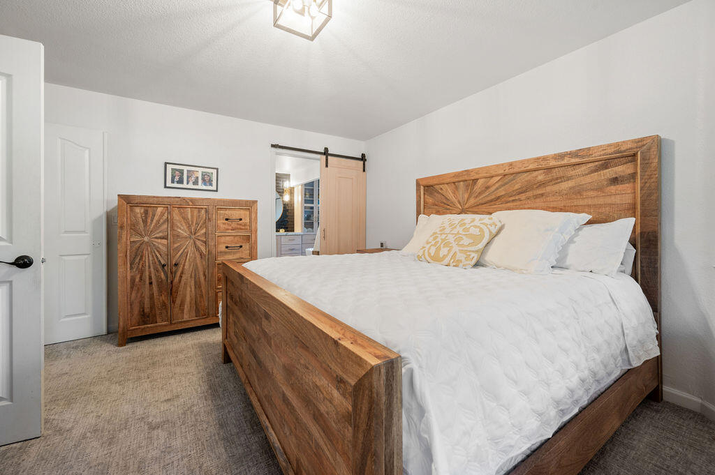 11514 Merganser Road Klamath Falls, OR 97601 - Photo 27 of 44 DSC_5467