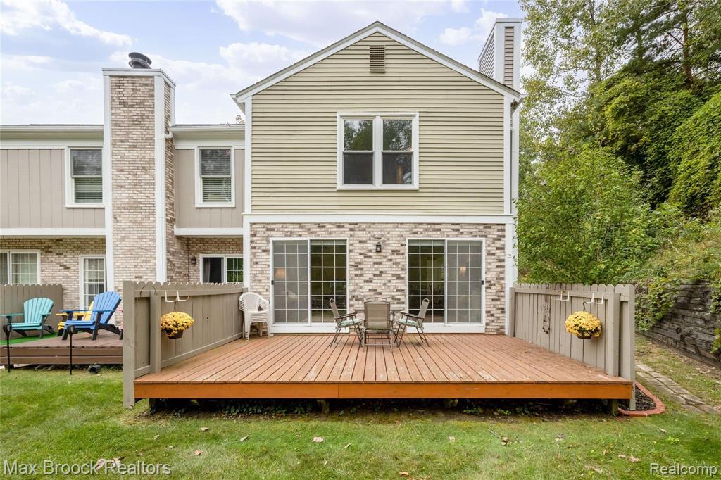 1390 Crescent Lane Rochester Hills, MI 48306 - Photo 26 of 27