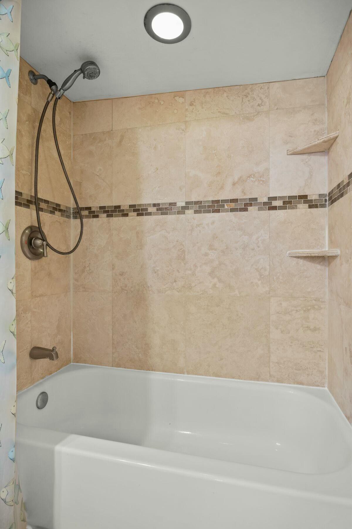 205 North Lomita Avenue Ojai, CA 93023 - Photo 14 of 26 tempImageri5tiM