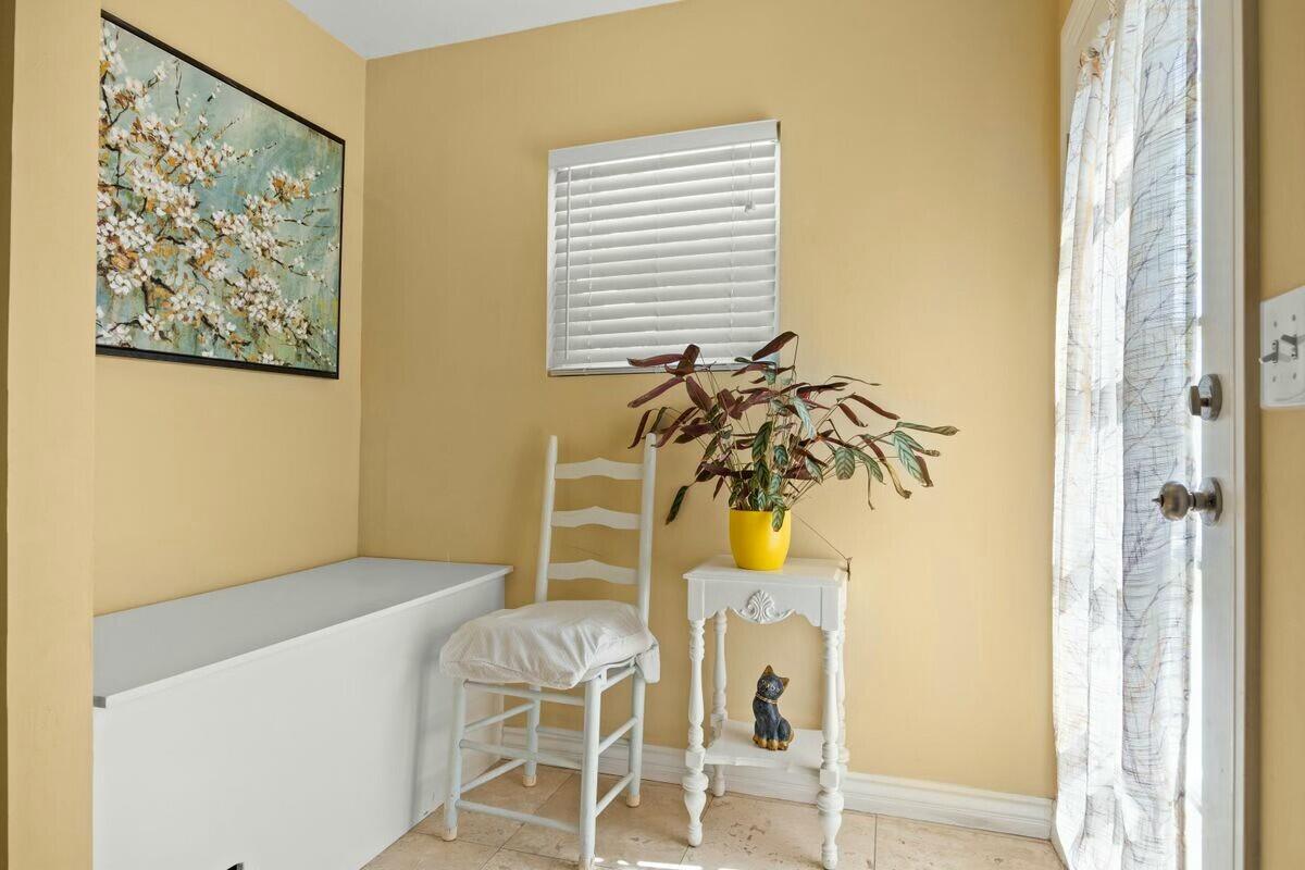 205 North Lomita Avenue Ojai, CA 93023 - Photo 20 of 26 tempImageB5wOGh