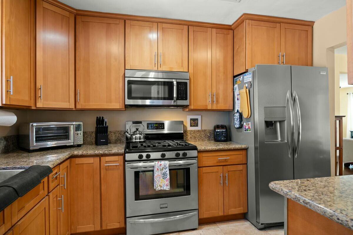 205 North Lomita Avenue Ojai, CA 93023 - Photo 4 of 26 tempImagemF7TZf