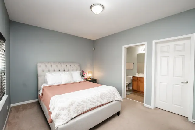 $259,000 | 1838 North Laramie Avenue, Unit B, Chicago, IL 60639