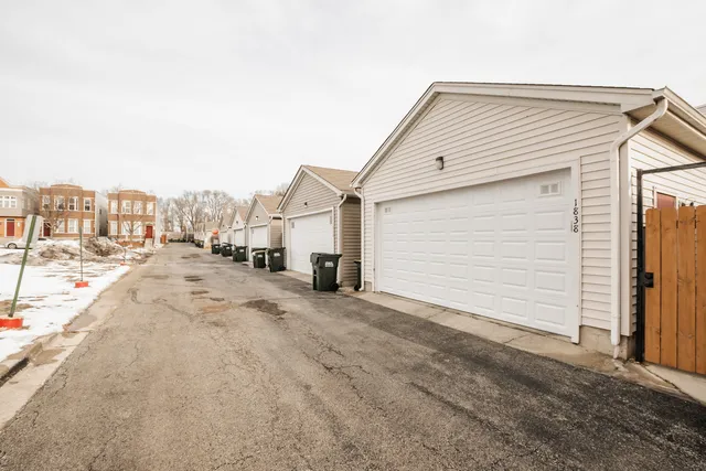 $259,000 | 1838 North Laramie Avenue, Unit B, Chicago, IL 60639