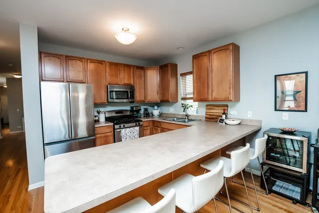 $259,000 | 1838 North Laramie Avenue, Unit B, Chicago, IL 60639
