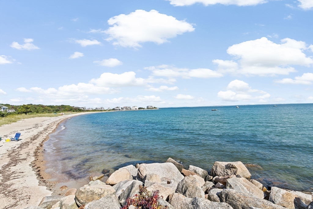 11 Bay Road Mattapoisett, MA 02739 - Photo 33 of 36