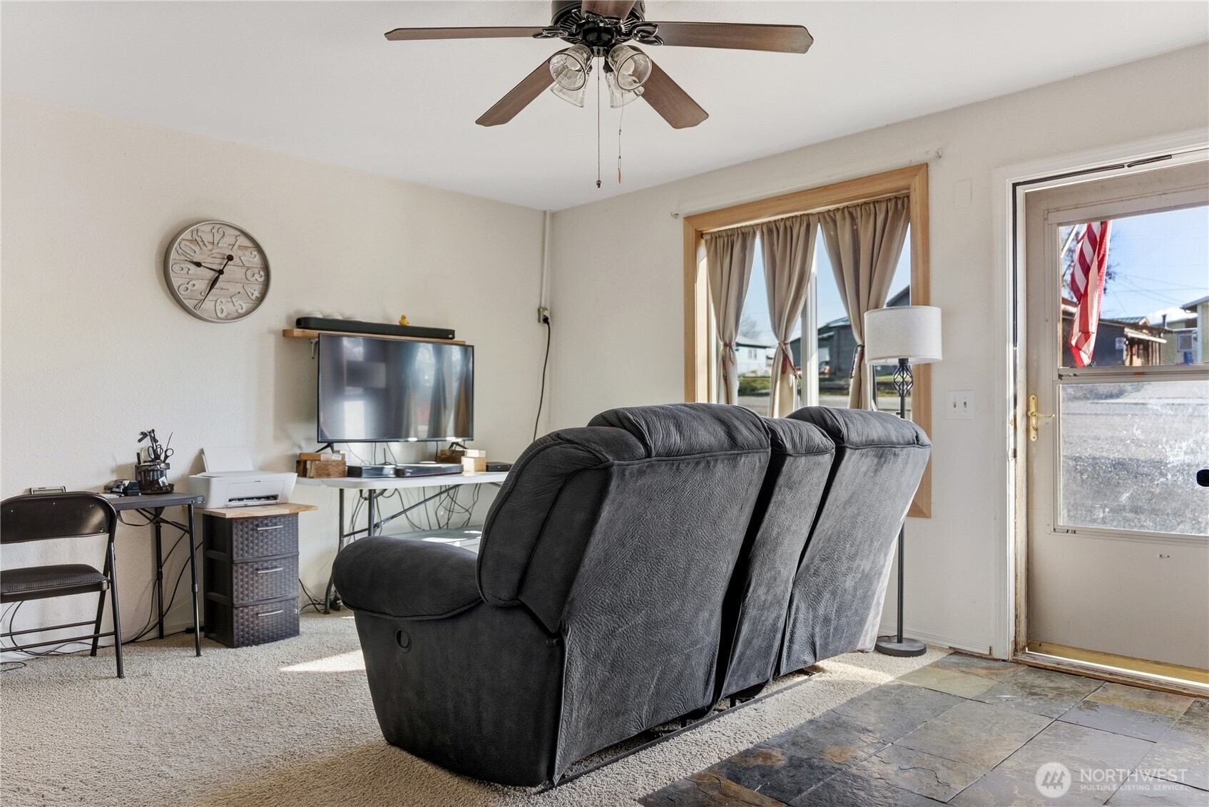 330 Edmonds Street Omak, WA 98841 - Photo 12 of 37