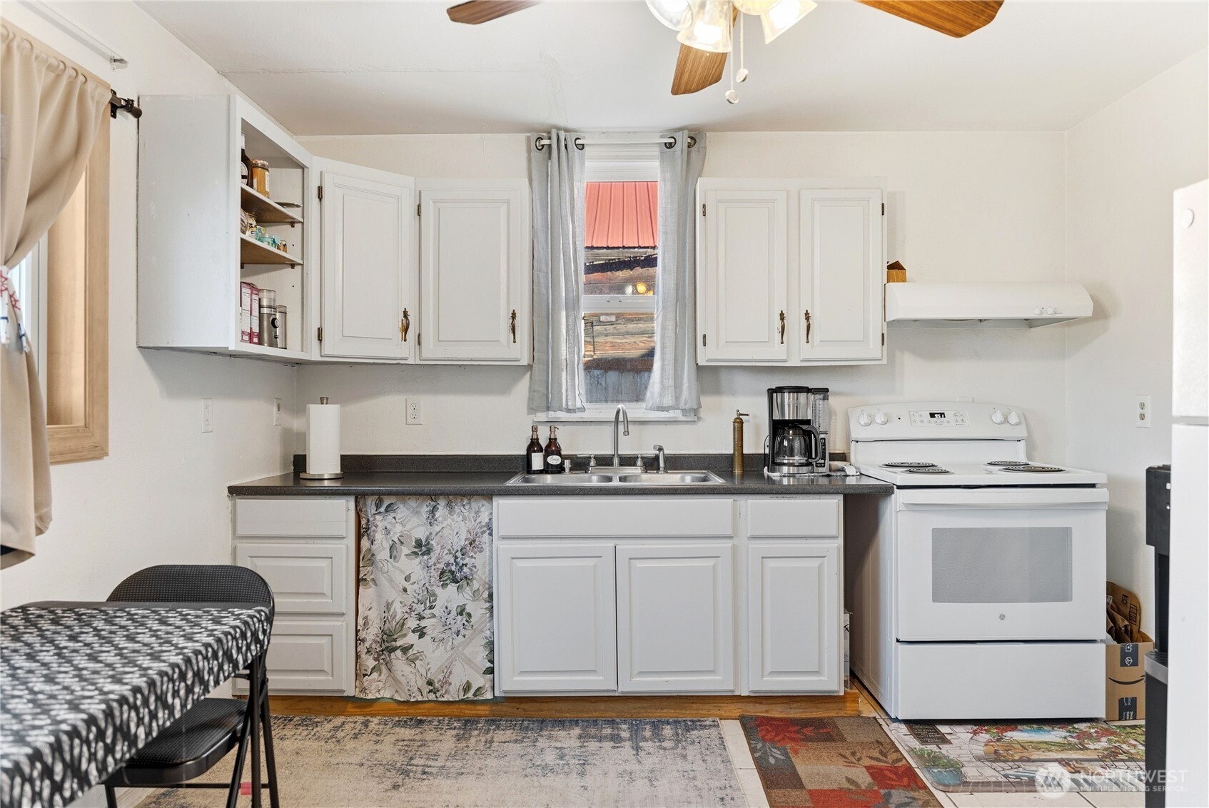 330 Edmonds Street Omak, WA 98841 - Photo 16 of 37