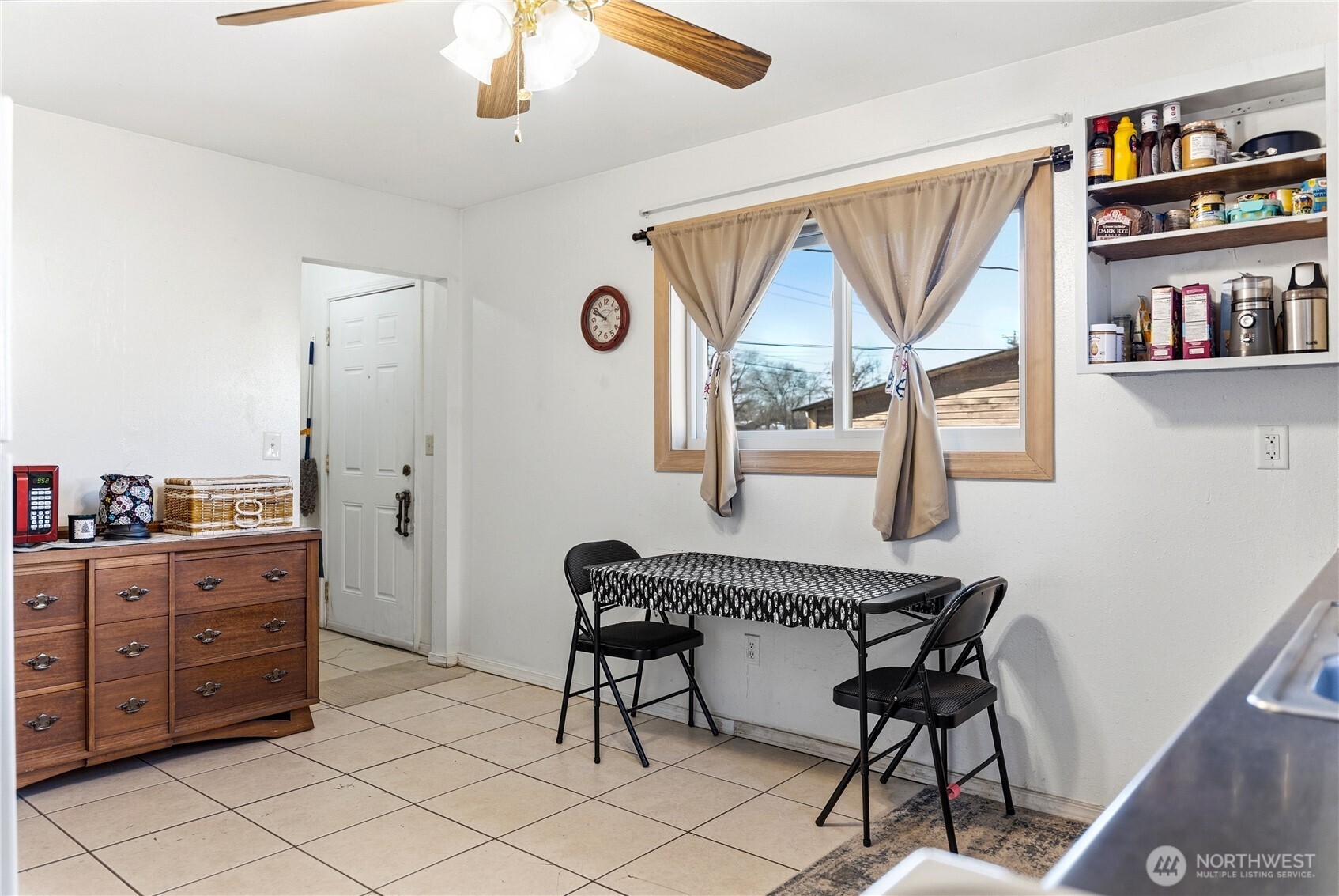 330 Edmonds Street Omak, WA 98841 - Photo 19 of 37