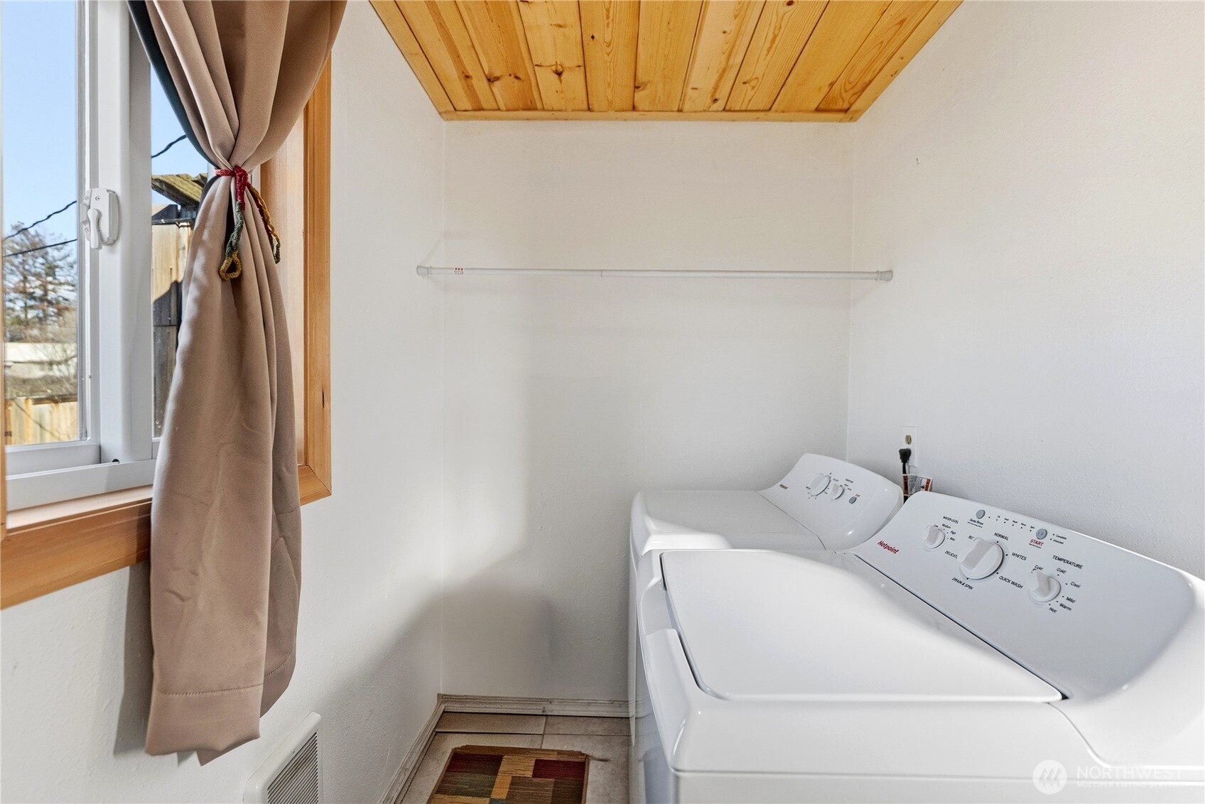 330 Edmonds Street Omak, WA 98841 - Photo 24 of 37