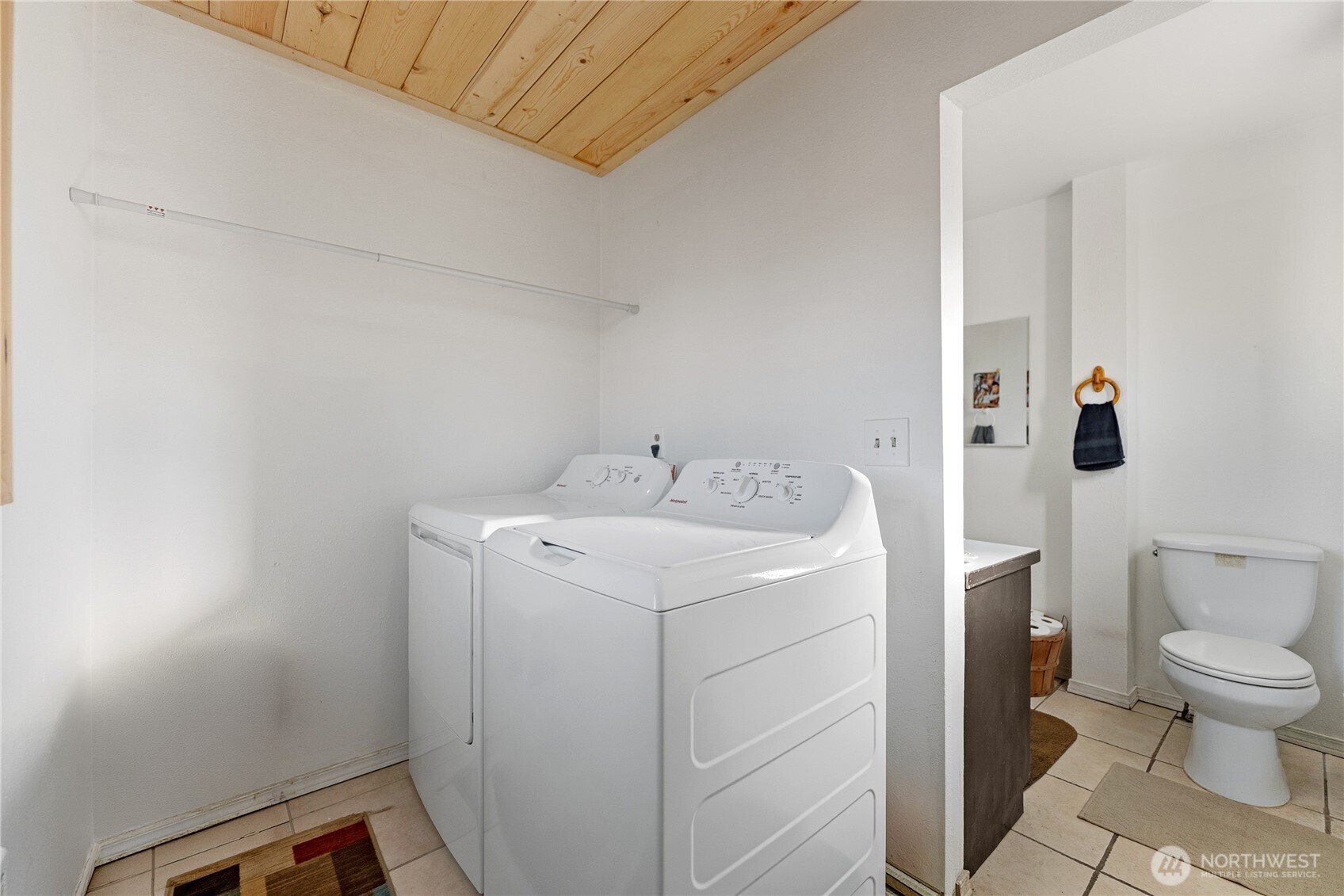 330 Edmonds Street Omak, WA 98841 - Photo 25 of 37