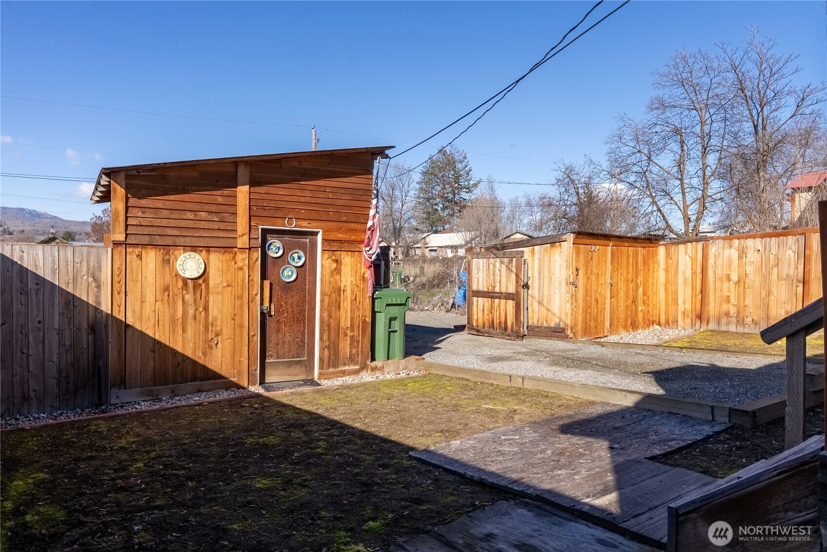 330 Edmonds Street Omak, WA 98841 - Photo 9 of 37