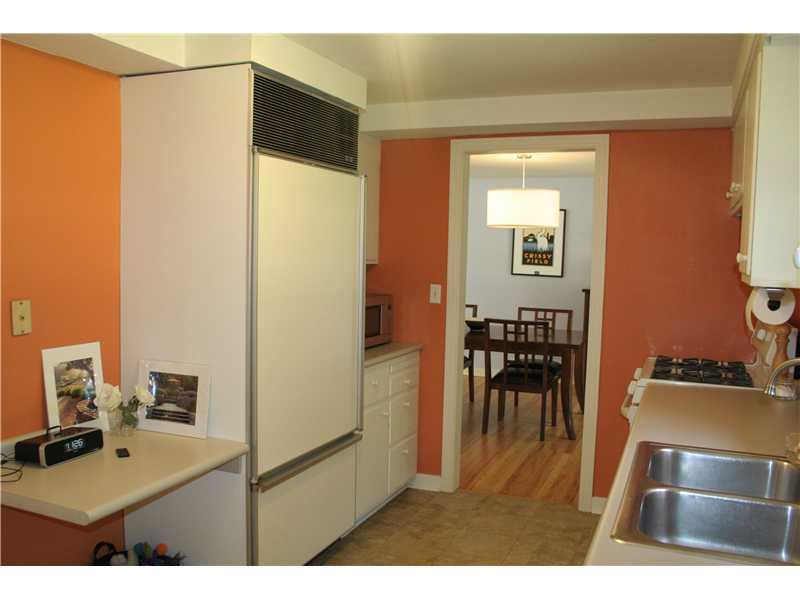 1255 Fox Chapel Road Fox Chapel, PA 15238 - Photo 6 of 16 Kitchen.