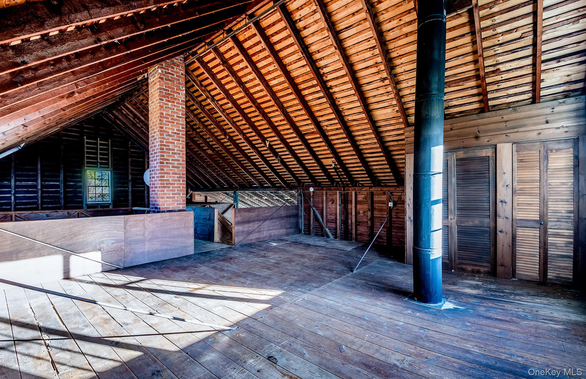 88 Pantigo Road East Hampton, NY 11937 - Photo 19 of 23 Gallery Image 19