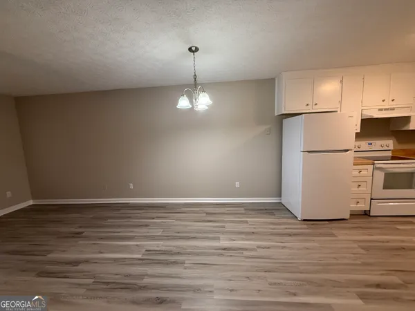 $1,175 | 117 Vintage Court, Unit 117, Athens, GA 30605