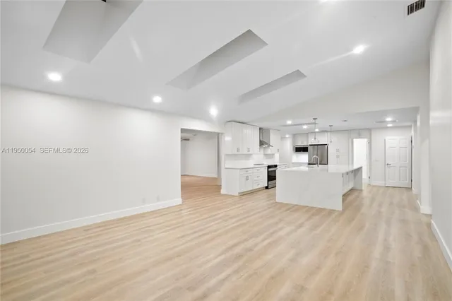 $6,500 | 12090 164th Court North, Unit MAINHOUSE, Jupiter, FL 33478