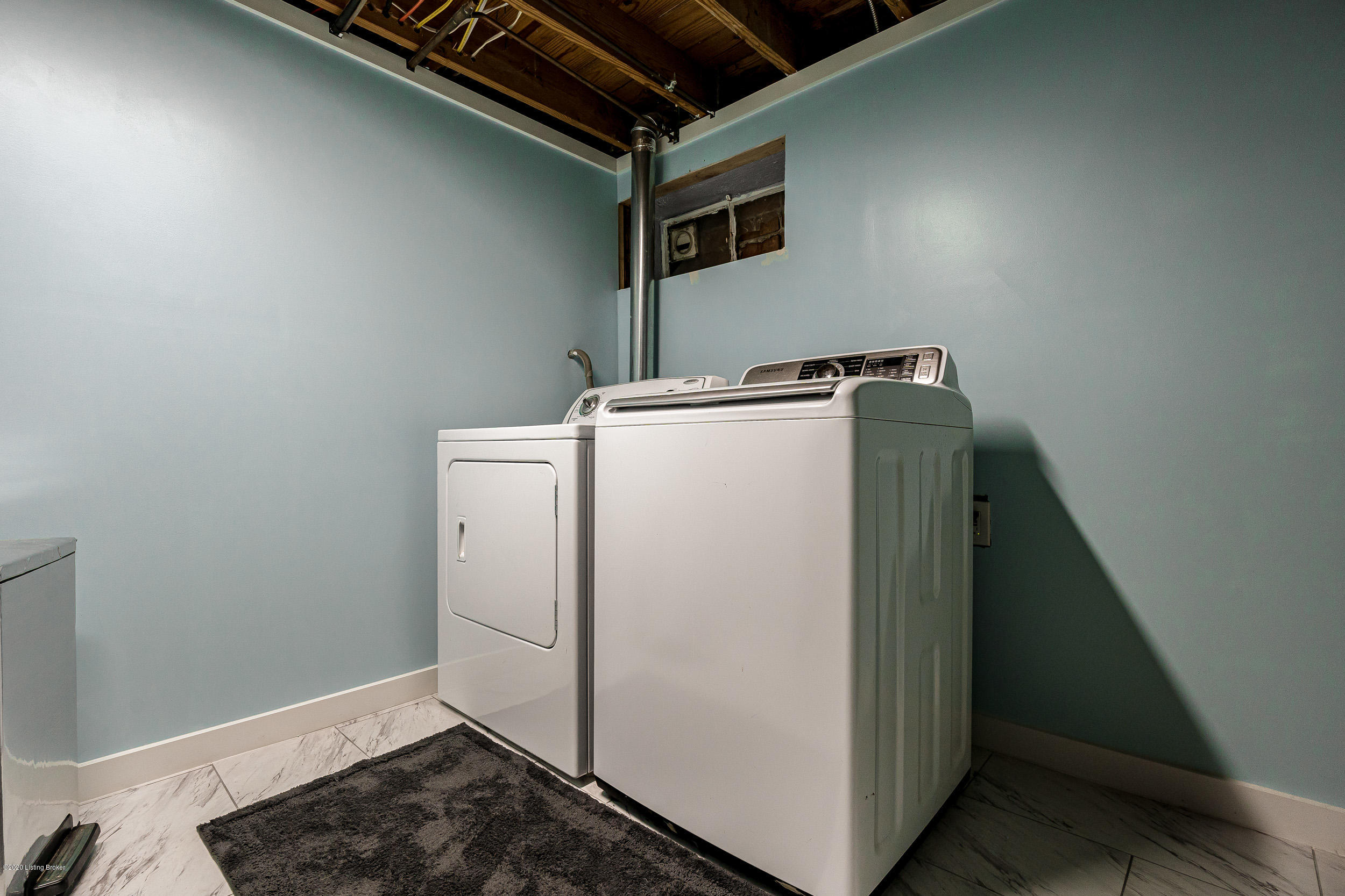 9309 Fairground Road Louisville, KY 40291 - Photo 41 of 54 Laundry1