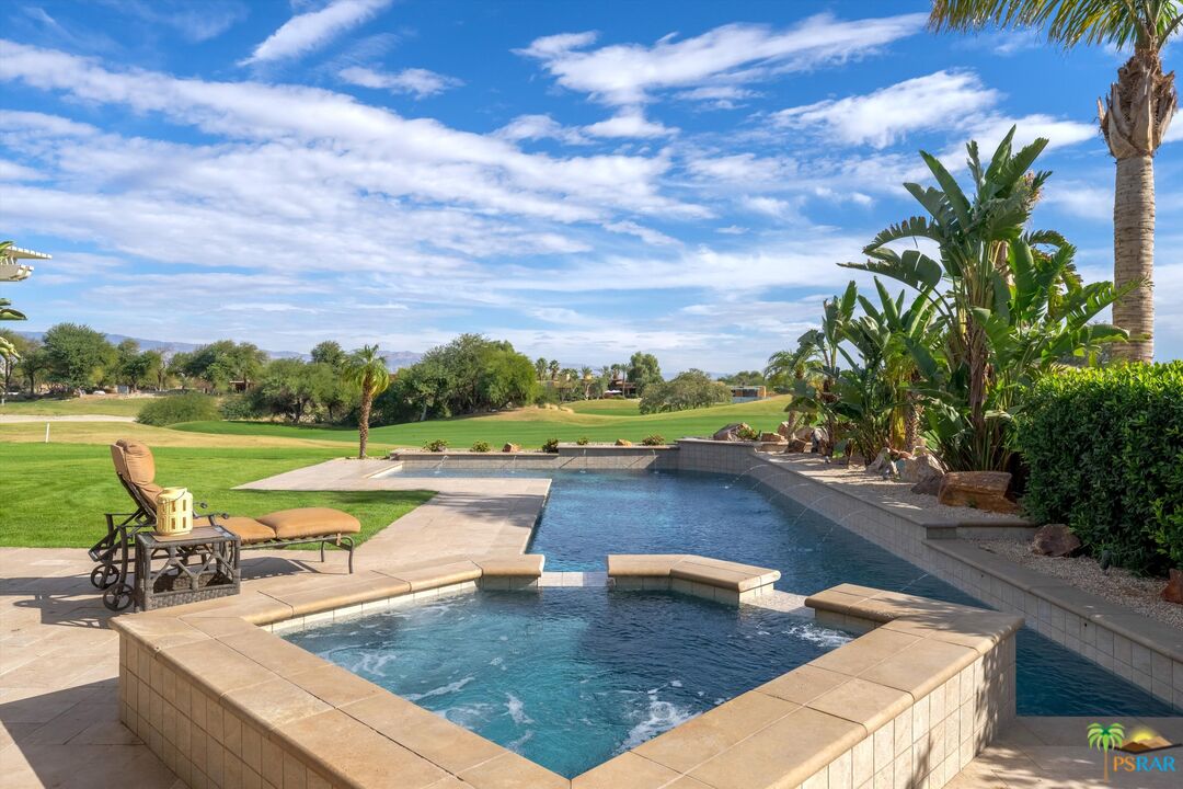 322 Loch Lomond Road Rancho Mirage, CA 92270 - Photo 8 of 49 Gallery Image 8