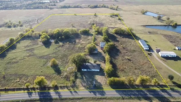 $449,250 | 6957 Farm To Market Road 100, Honey Grove, TX 75446