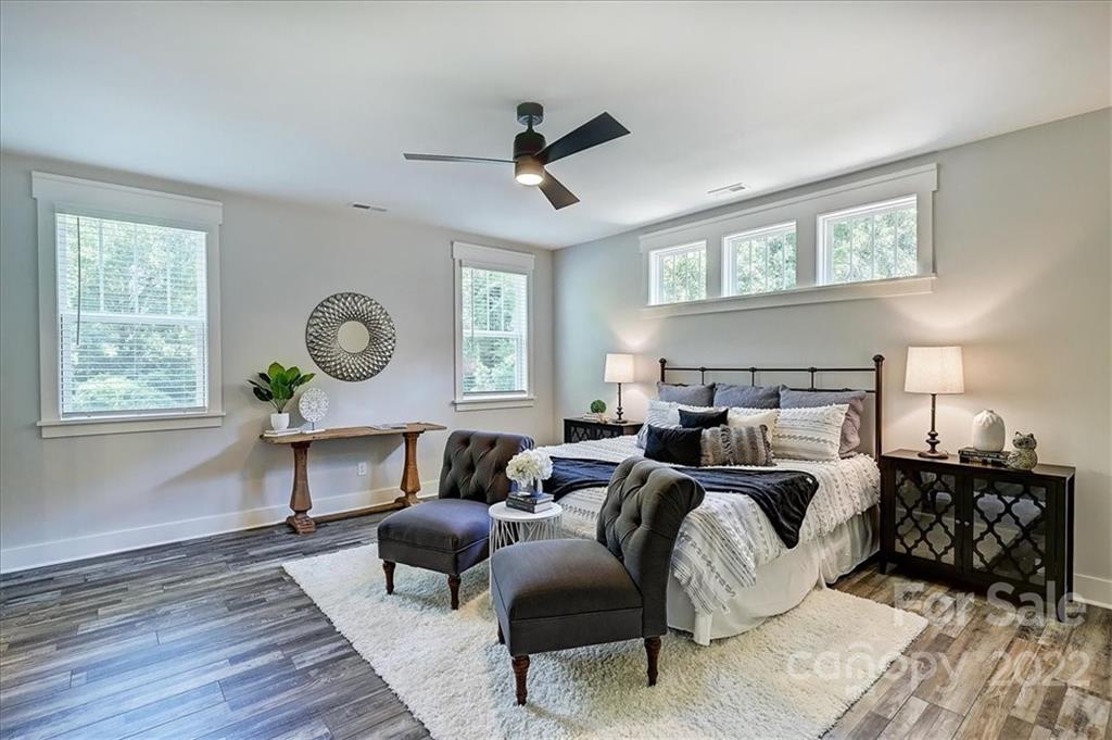 911 Millbrook Road Charlotte, NC 28211 - Photo 26 of 43 a living room with furniture and a window